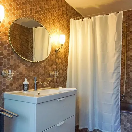 Nina Apartment