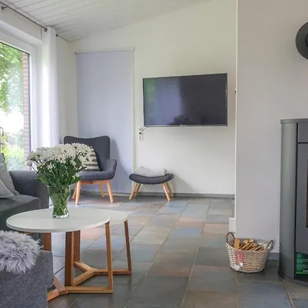 Nina * 埃格斯托夫