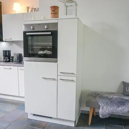 Nina Apartment *